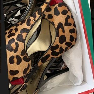 size 9 cheetah print heels GUESS